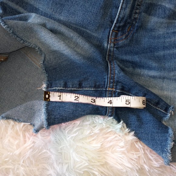 Madewell Boyfriend Blue Denim Jean Raw Hem Shorts - Picture 3 of 4
